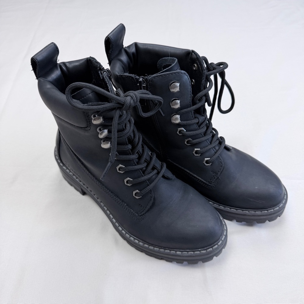 Women’s Black Lace-Up Boots - Picture 2 of 13